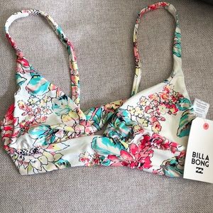 Billabong Pixi Petal Triangle Bikini Top Sz M NWT